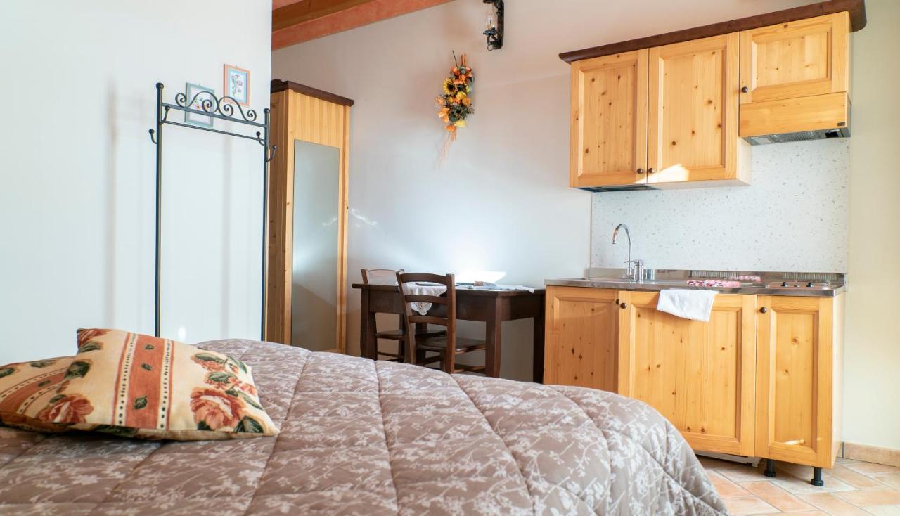 Agriturismo Le Tese Cola  ภายนอก รูปภาพ